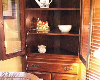 Nice Wood Corner Display Cabinet