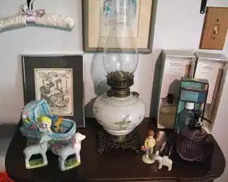 Antique Kerosene Lamp / Vintage Cradle Music Box