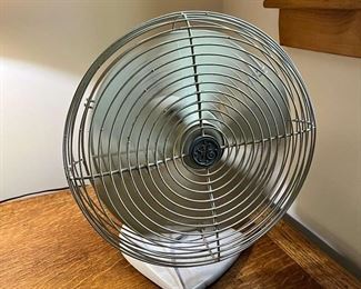 GE Desk Fan With Metal Base
