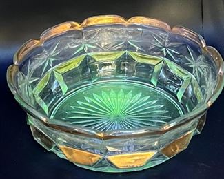 Large Gold Trim Scalloped Edge & UV Glow
