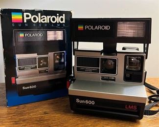 Polaroid Sun 600 Land Camera

