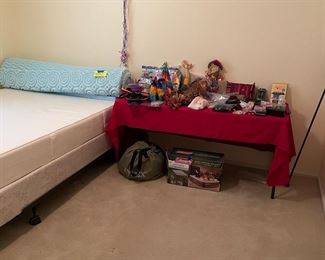 Great smalls, some holiday and sewing goodies