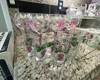 Painted Grapes Wine Glasses