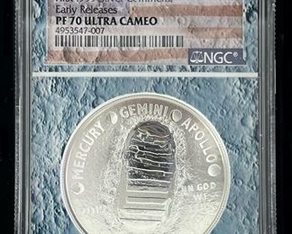 2019-P Apollo 11 50th Anniversary 99.9% Silver Commemorative Coin PF 70 Ultra Cameo
