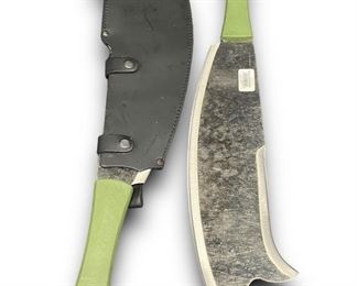 Lot of Two El Salvadoran Baryonyx Natural Finish Machetes
