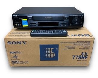 Sony Video Cassette Recorder Model: SLV-778HF w/ Remote!
