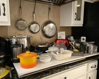 Great Kitchenware. Calphalon Cookware.