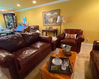 4-piece Leather Family Room Set