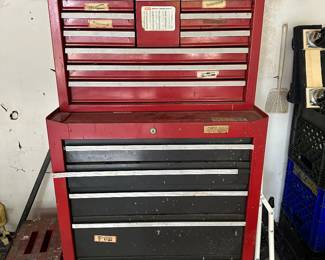 TOOL CHEST