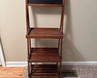 WOOD ACCENT SHELVING
