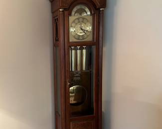 HOWARD MILLER GRANDFATHER CLOCK