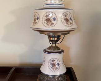 GONE WITH THE WIND LAMP