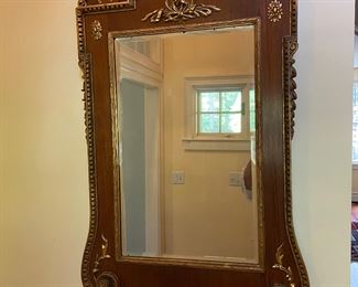 Very elegant mirror