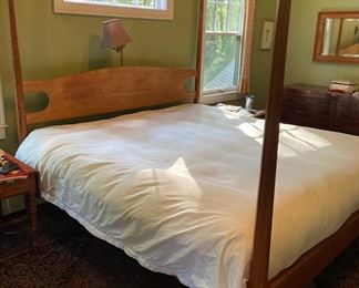 IMPORTANT . Thomas Moser King bed