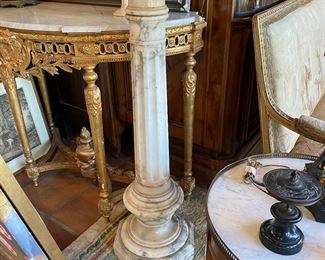 Beautiful marble column from France 