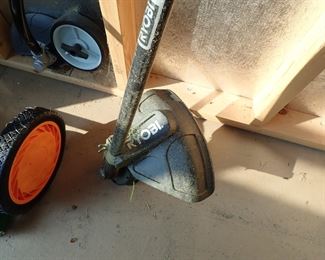 WEED WACKER RYOBI