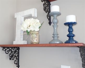 DECOR / CANDLE STICKS