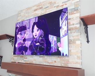 LG SCREEN TV