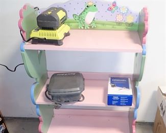 CHILDS BOOKCASE