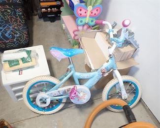 CHILDS BIKE