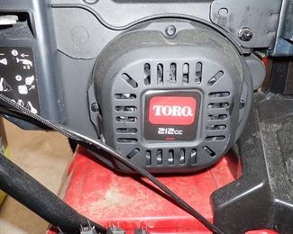 TORO SNOWBLOWER