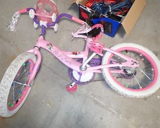 CHILDS BIKE