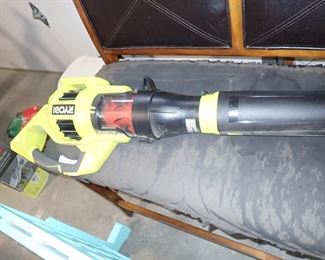 RYOBI BLOWER