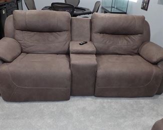 MODULAR LEATHER SEATING / RECLINERS - MIX AND MATCH
