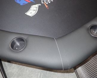 GAME TABLE - CUP HOLDERS BUILT IN