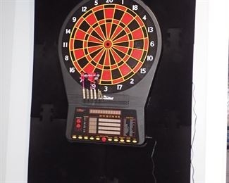LARGE WALL DART BOARD VIPER