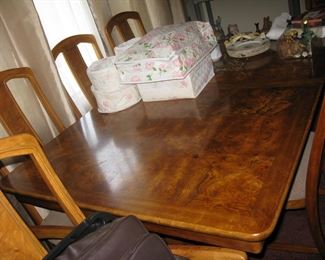 dining room table, chairs and leaves   buy it now $ 395