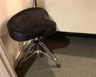 Drummer's throne