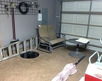 Mallin patio glider, table and umbrella