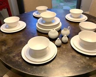 Calvin Klein "Mollusk" dinnerware