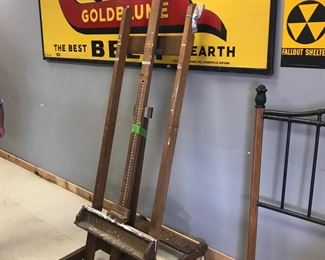 Vintage Wood Art Easel