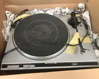 Kenwood Kd 40R Turntable