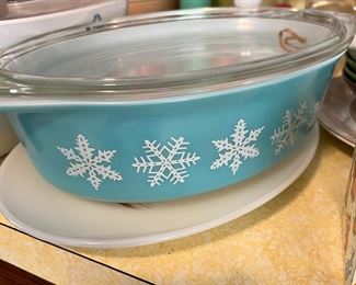 vintage pyrex snowflake turquoise