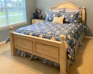 Hooker Furniture- queen bed frame and mattress