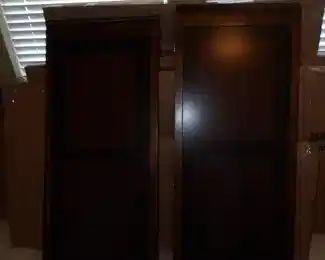 Leaves to Bernhardt Dining Table