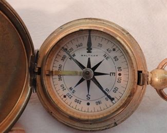 Vintage WWII U.S. Military Waltham Pocket Compass - Works Excellent
