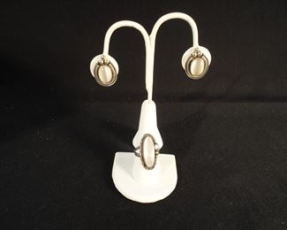 Vintage Navajo Mother of Pearl Ring signed CL and Pair of Mother of Pearl 925ATI Earrings