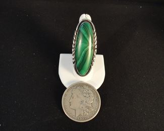 Vintage Navajo Sterling Silver Ring with Large Natural Green Malachite Stone