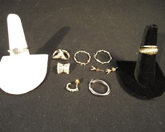 Assorted 14K Gold Jewelry Lot for Scrap or Repair. 16.9 grams