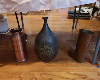 decor  -  Center  vase  is  sold