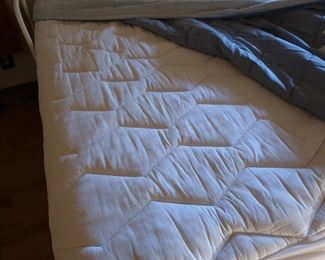 twin  bed  by  temperpedic  This  will  be  50.00  on  Monday