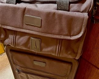 Travel pro luggage
