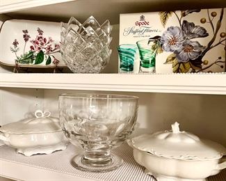 Spode Stafford flowers. 