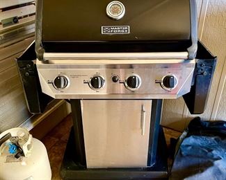 Master Forge grill in very good condition. 