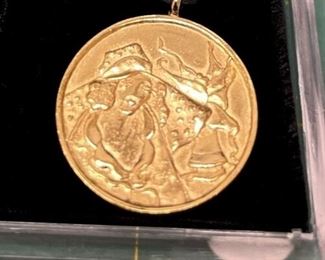 EH7021 Itzchak Tarkay Jewelry Pendant Costume https://www.ebay.com/str/agesagoestatesales