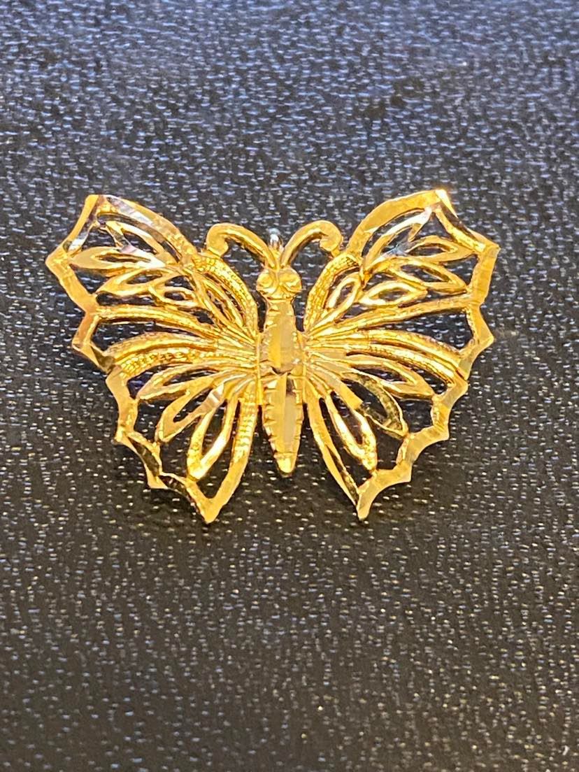 H5228 14KT 585 Gold Charm Pendant  https://www.ebay.com/str/agesagoestatesales